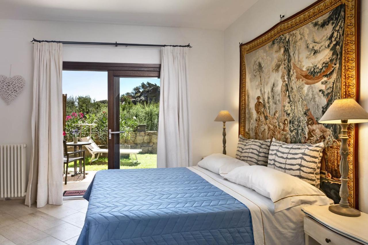 Iconic Luxury Suites Abbiadori Bagian luar foto