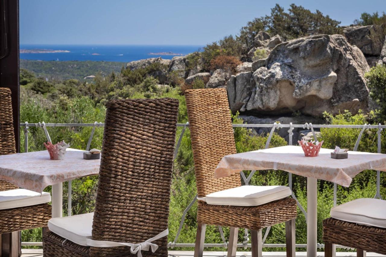 Iconic Luxury Suites Abbiadori Bagian luar foto