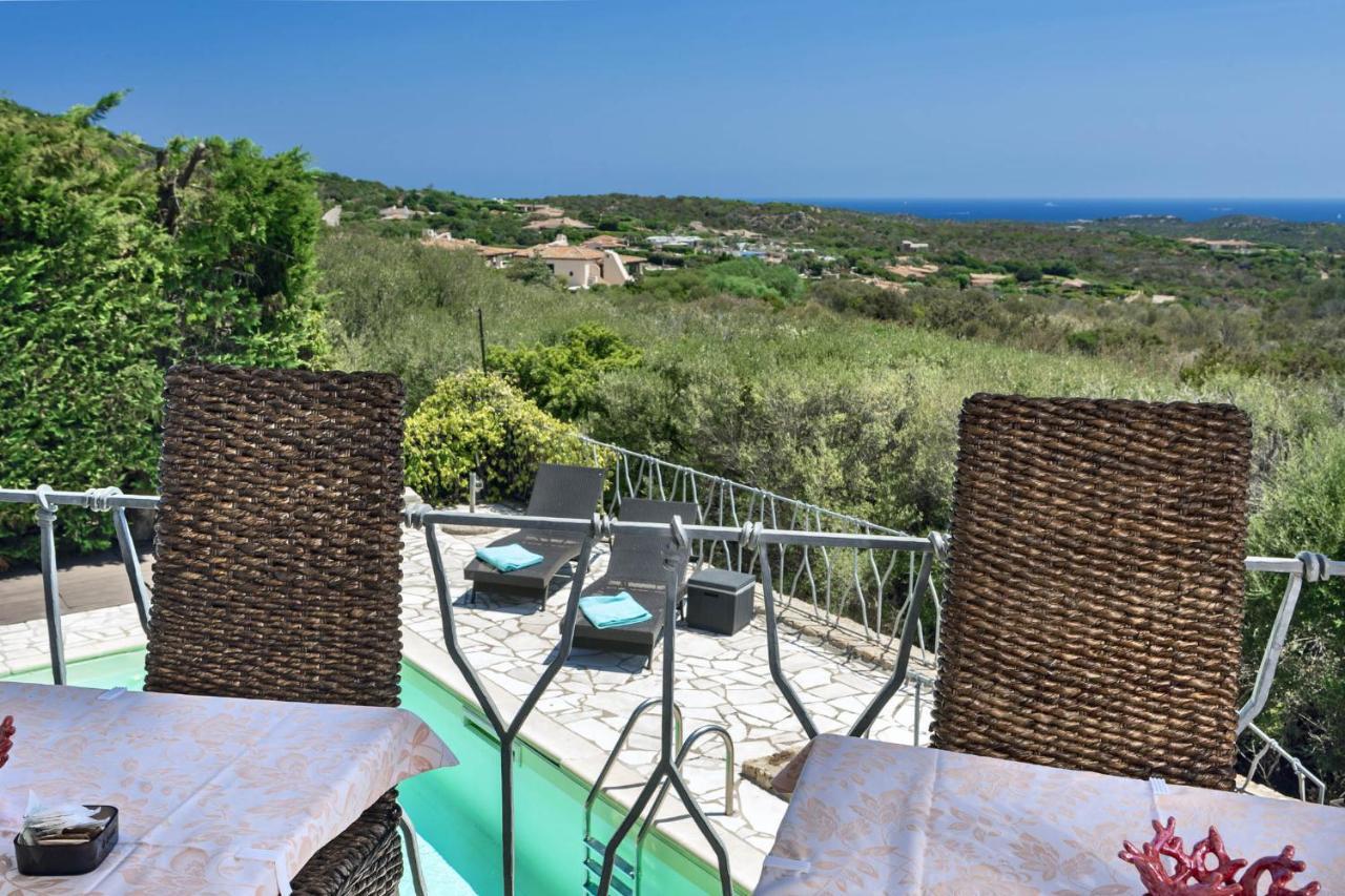 Iconic Luxury Suites Abbiadori Bagian luar foto